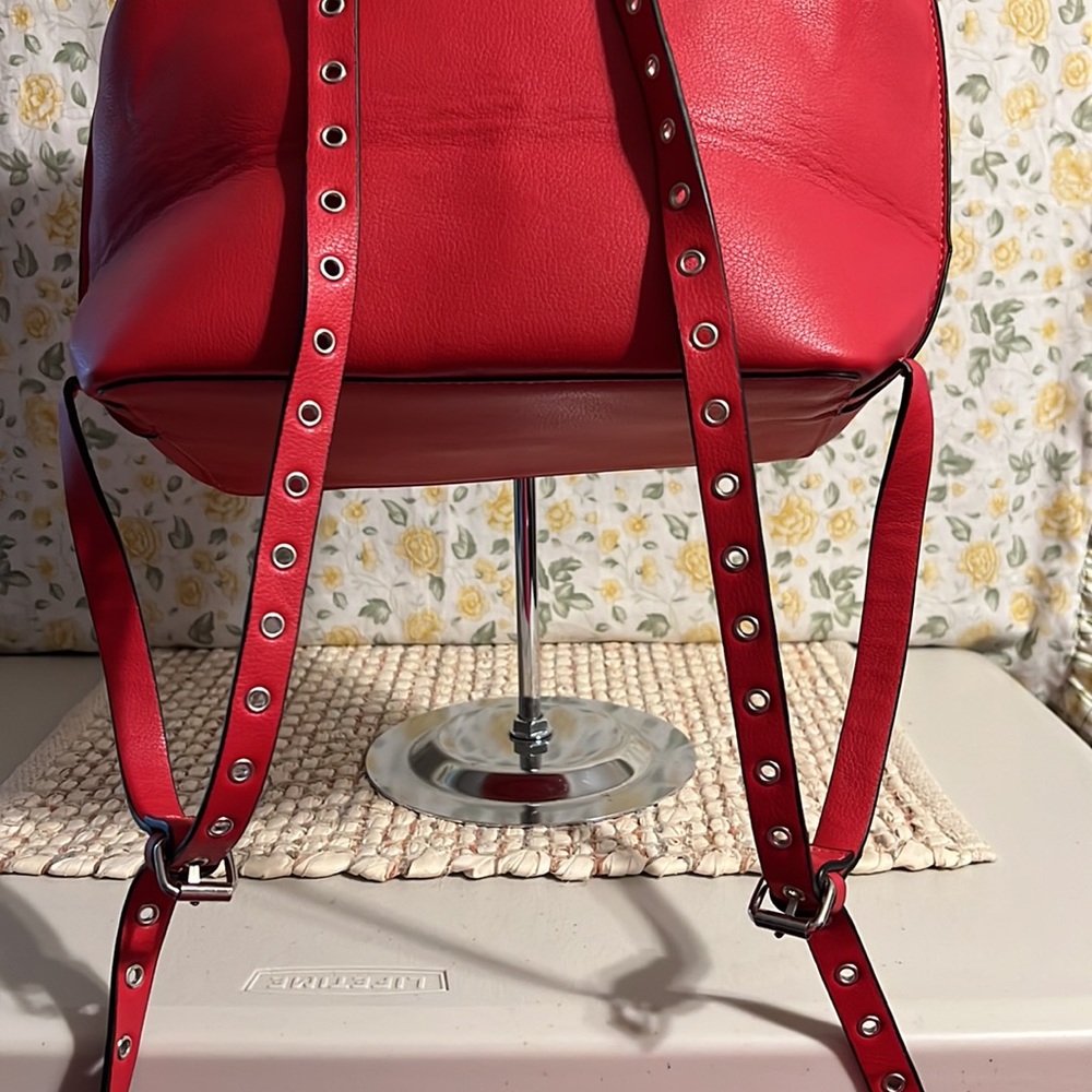 ZARA try…Red Backpack - Picture 4 of 5